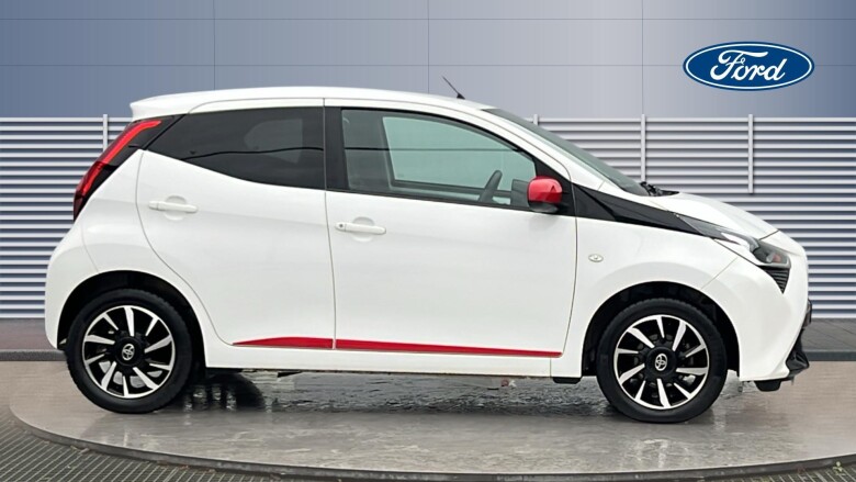 Toyota Aygo 1.0 VVT-i X-Trend TSS 5dr x-shift Petrol Hatchback